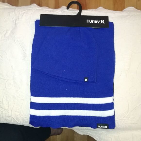 MEN HURLEY Cobalt Blue & White Thin Knit Scarf & Beanie Bundle NWT - Picture 2 of 5